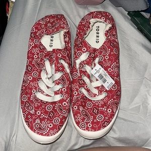 RILEY - RED BANDANA CANVAS SNEAKER WW